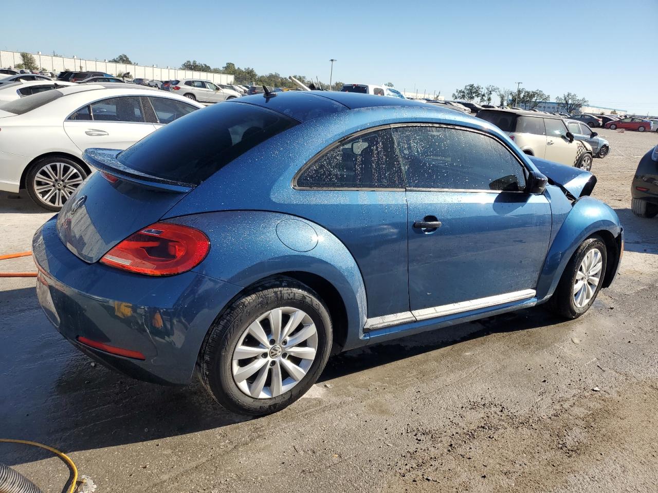 Lot #3026262330 2016 VOLKSWAGEN BEETLE 1.8