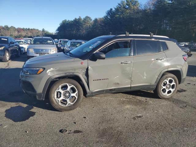 VIN 3C4NJDDB4NT135918 2022 JEEP COMPASS no.1