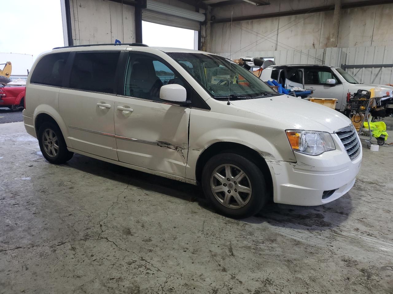 Lot #3030462467 2010 CHRYSLER TOWN & COU