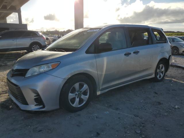 TOYOTA SIENNA L