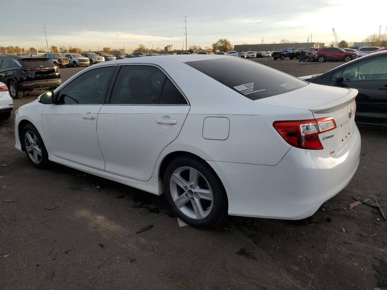 Lot #3021091216 2013 TOYOTA CAMRY L