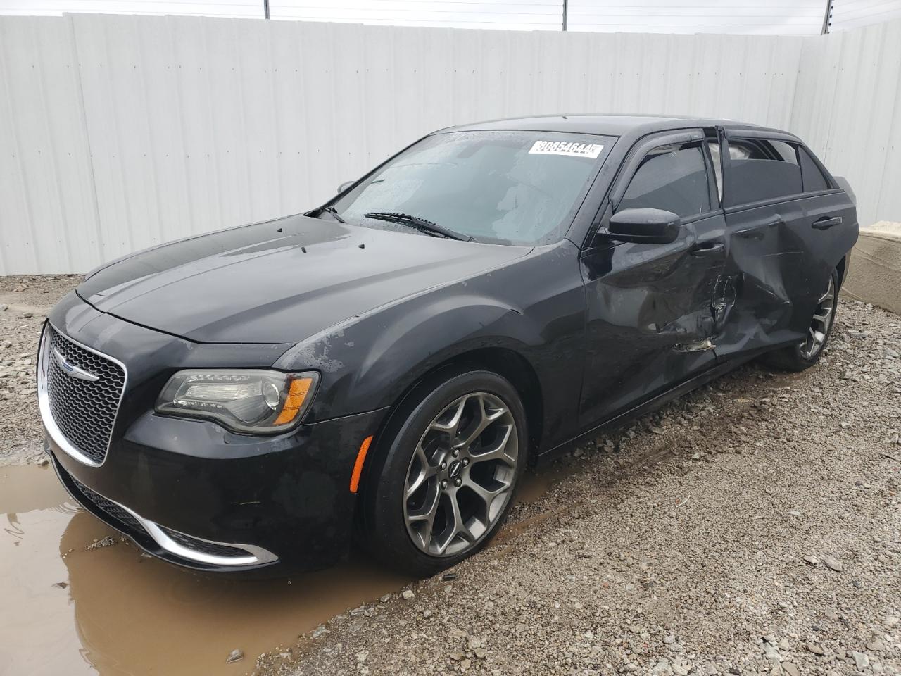  Salvage Chrysler 300