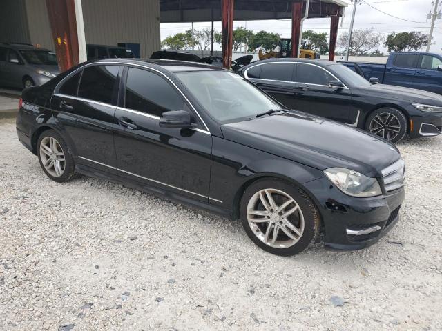 VIN WDDGF8AB4DR253941 2013 Mercedes-Benz C-Class, 3... no.4