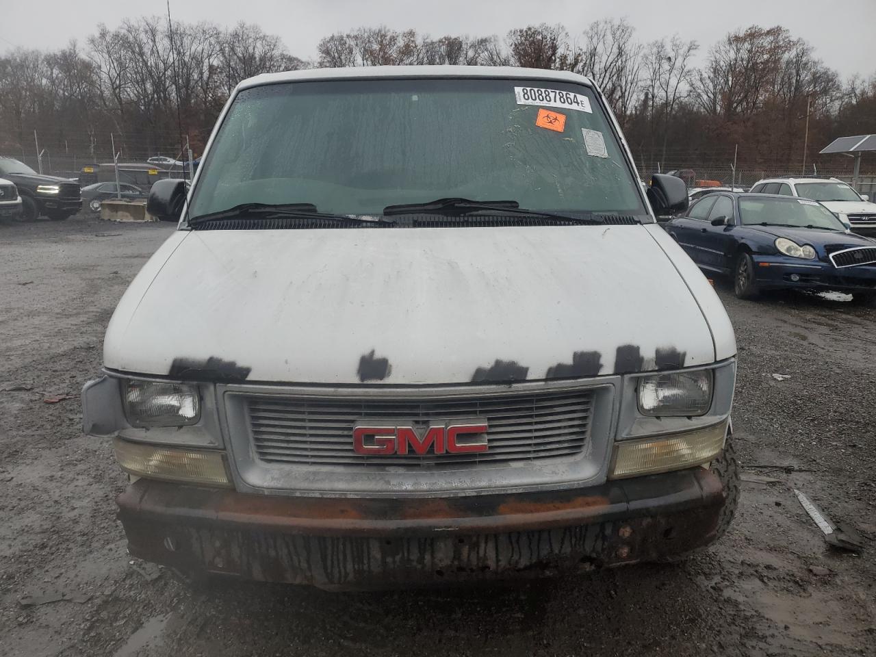 Lot #2996708918 1999 GMC SAFARI XT