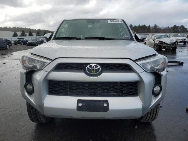 2018 TOYOTA 4RUNNER SR - JTEBU5JR4J5513792
