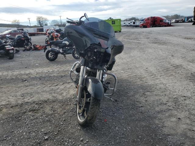 2016 HARLEY-DAVIDSON FLHXS STRE - 1HD1KRM19GB618839
