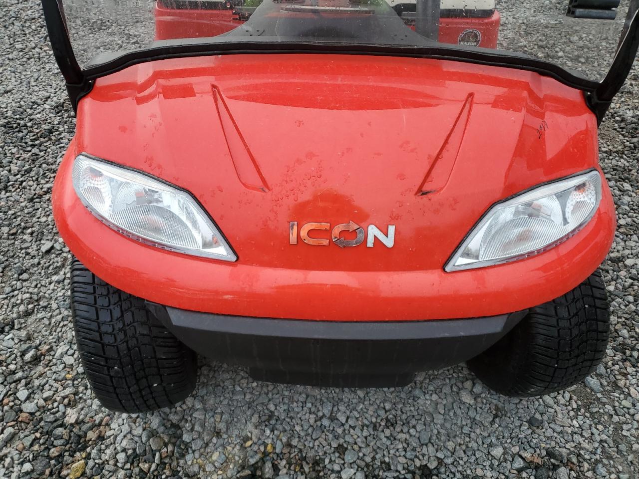 Lot #2979337041 2017 ICON GOLF CART