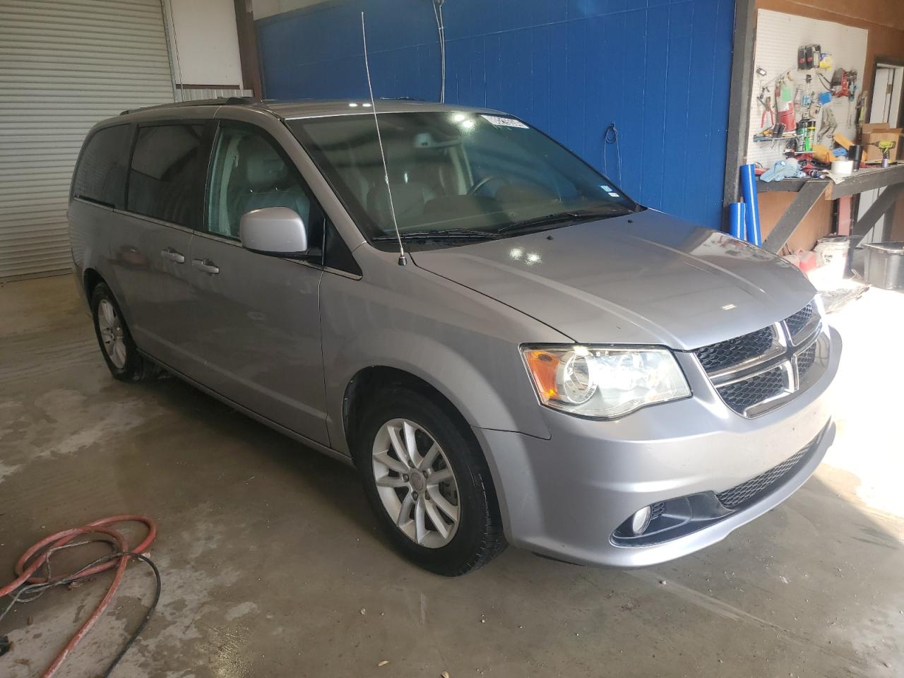 Lot #2996462387 2019 DODGE GRAND CARA