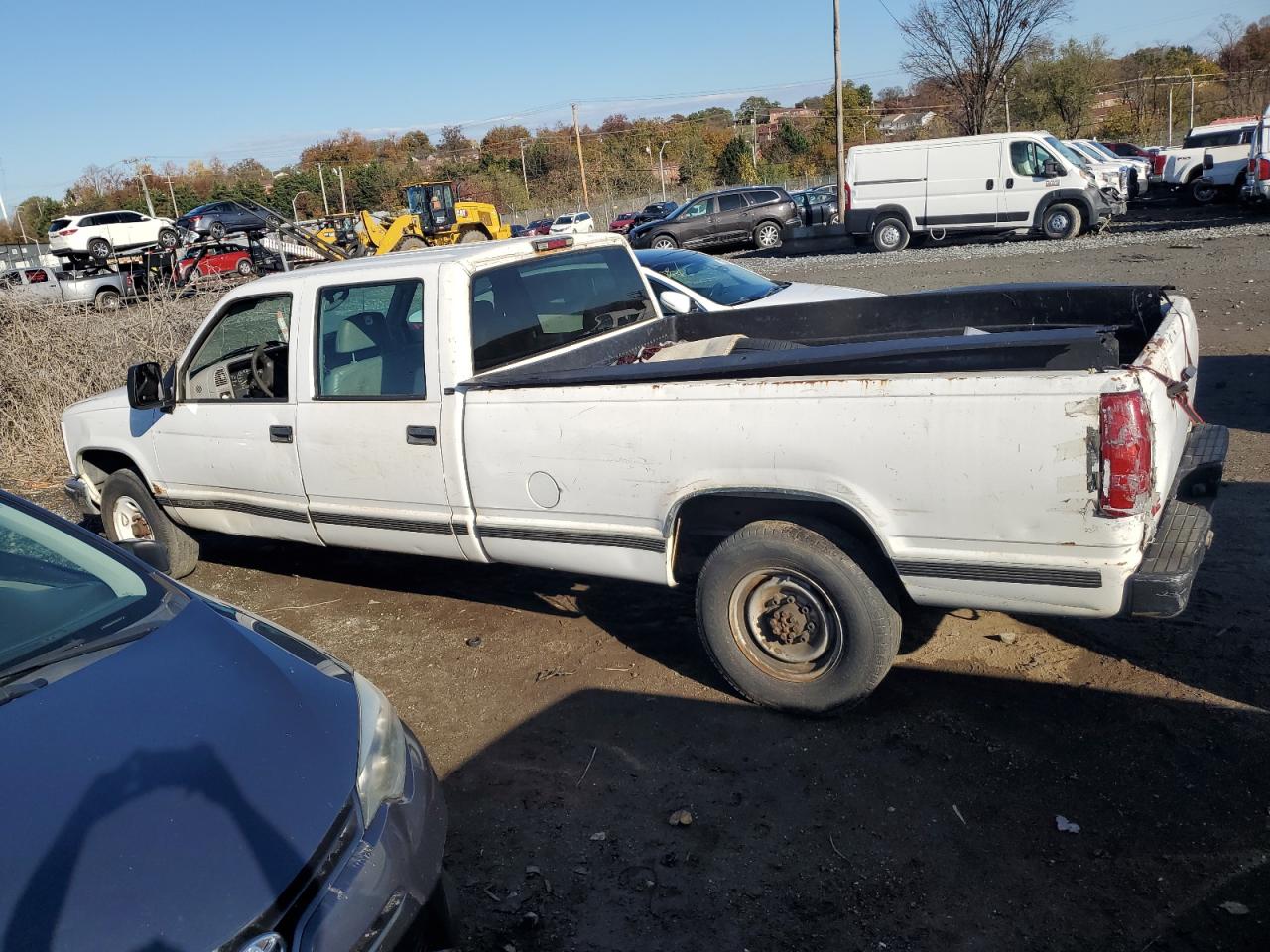 Lot #2969637356 1999 GMC SIERRA C35