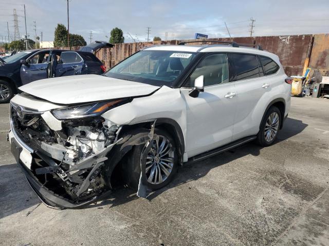 TOYOTA HIGHLANDER 2023 white  gas 5TDKDRAH7PS510505 photo #1