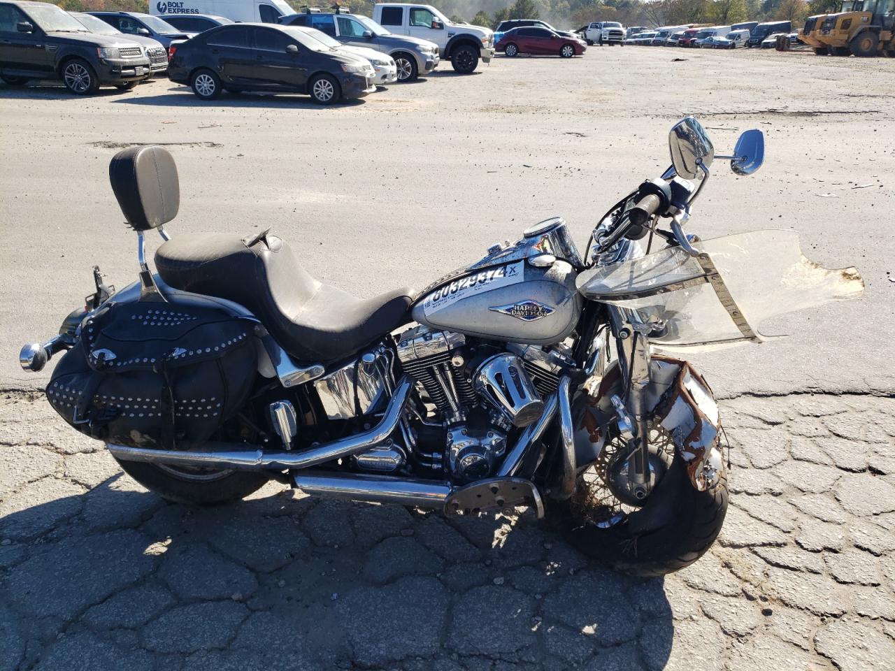 Harley Davidson Heritage Softail Classic 2015 FLSTC103