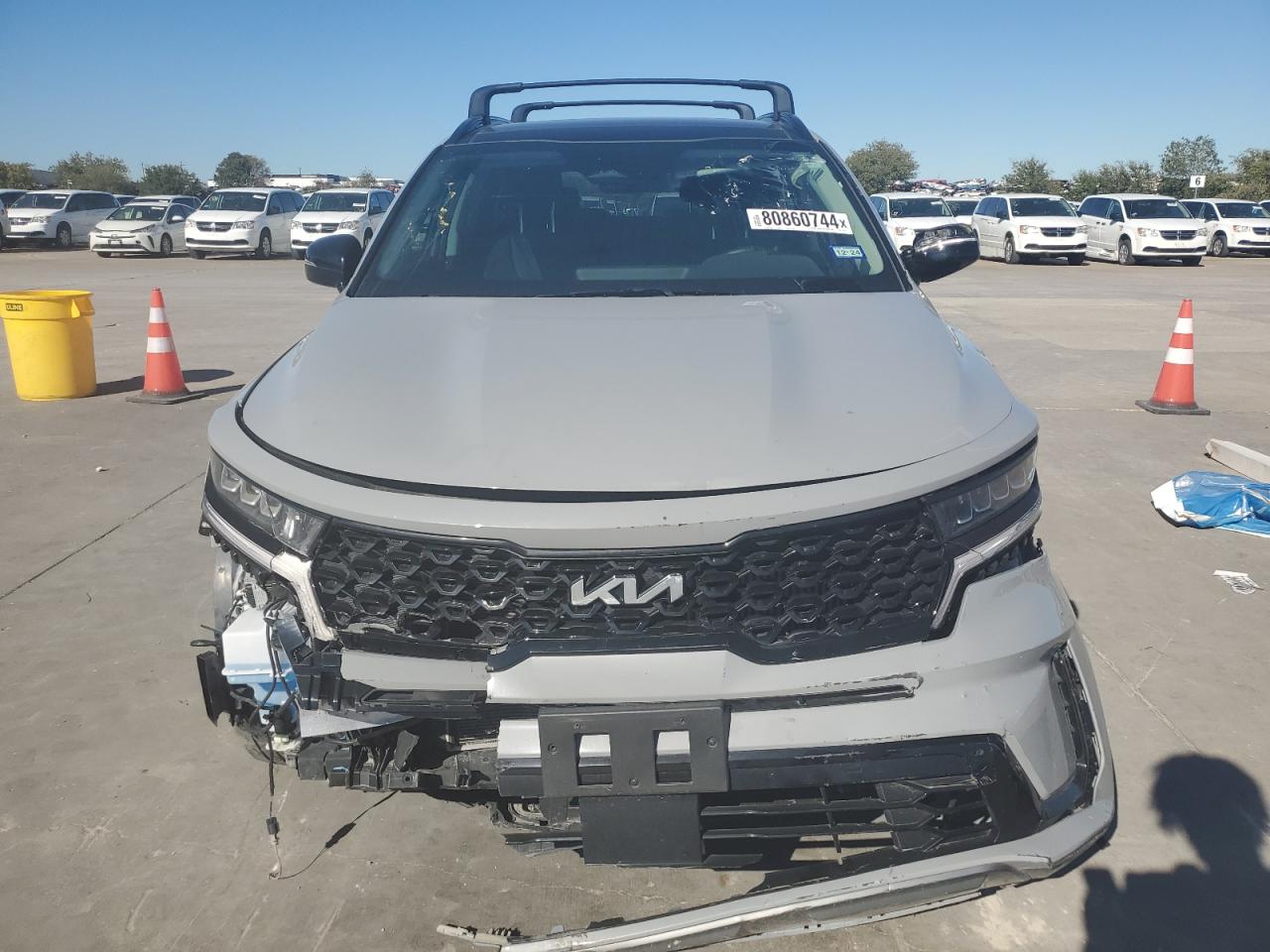 Lot #2990987192 2023 KIA SORENTO EX