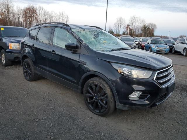 VIN 1FMCU9GD5HUD23703 2017 Ford Escape, SE no.4