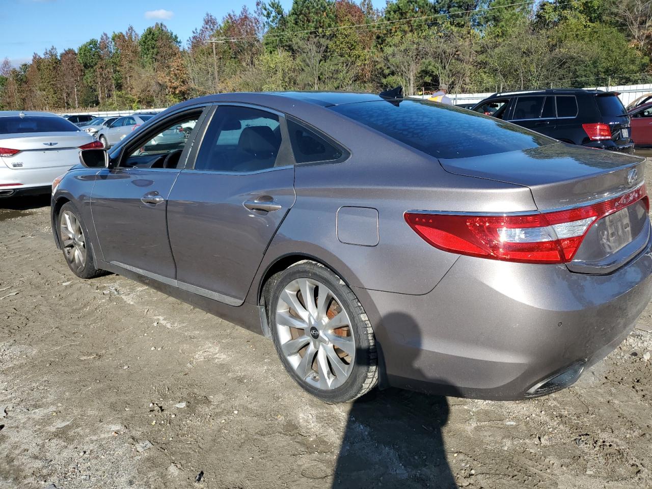 Lot #2988470790 2013 HYUNDAI AZERA GLS