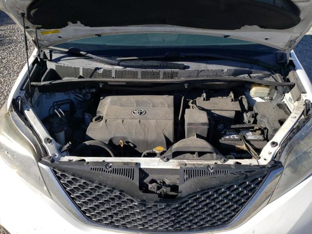 2016 TOYOTA SIENNA SE 5TDXK3DC5GS734980