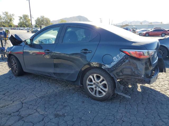 VIN 3MYDLBYV0JY307262 2018 Toyota Yaris no.2