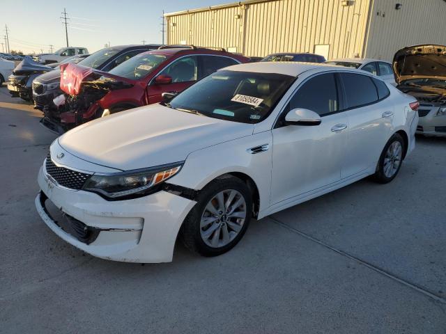 VIN 5XXGU4L39JG184015 2018 KIA OPTIMA no.1