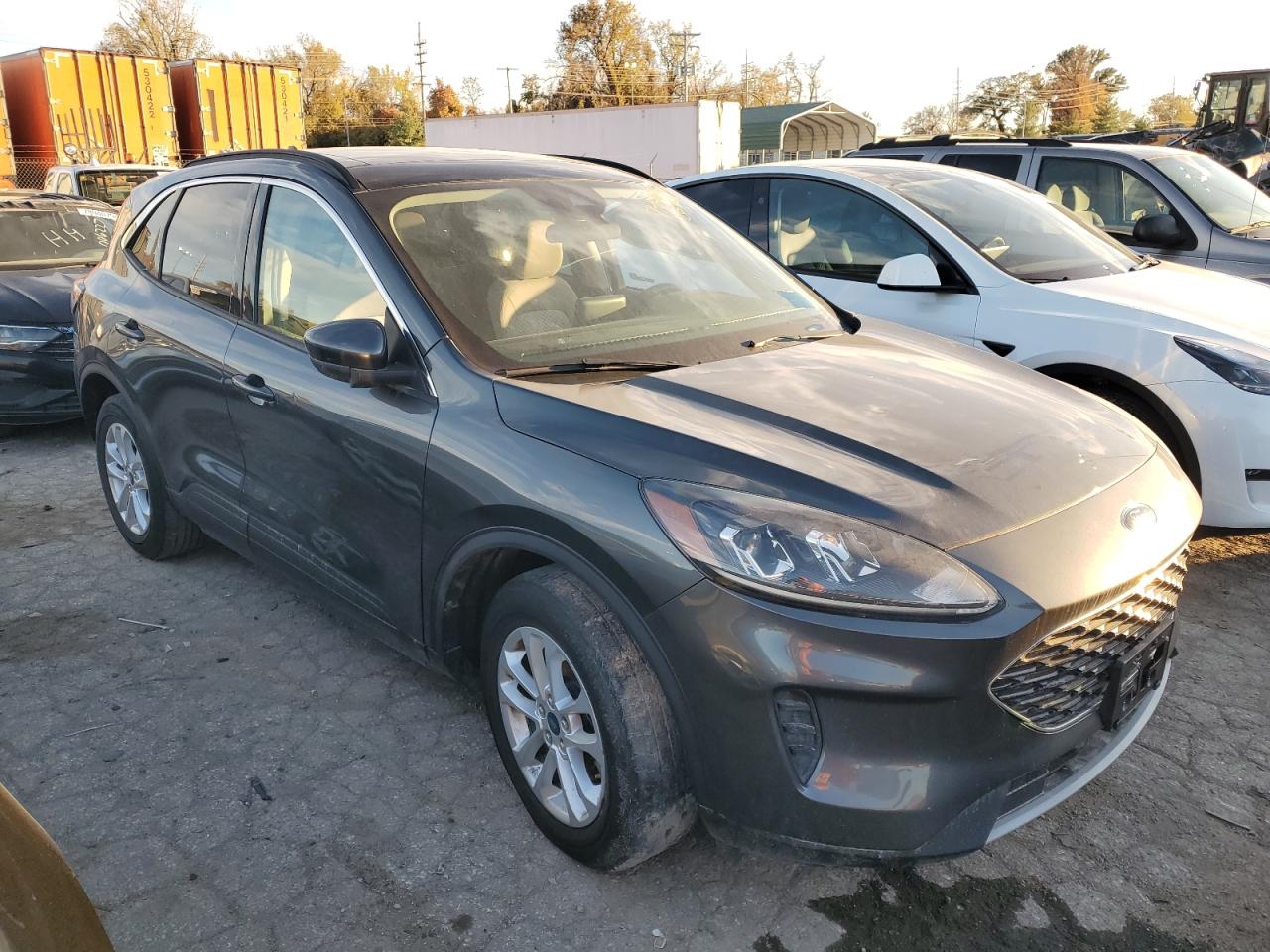 Lot #2978917637 2020 FORD ESCAPE SE