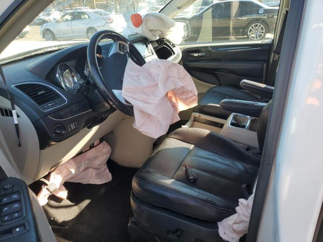 2015 CHRYSLER TOWN & COU - 2C4RC1BG3FR706909