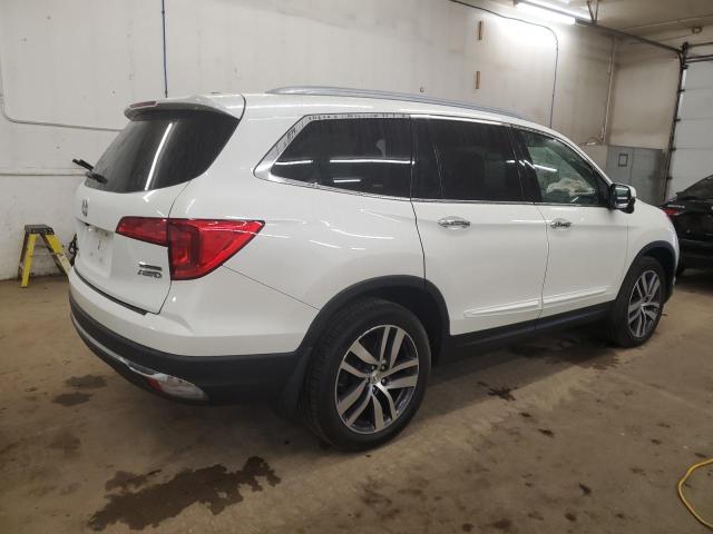 2017 HONDA PILOT TOUR - 5FNYF6H96HB044332