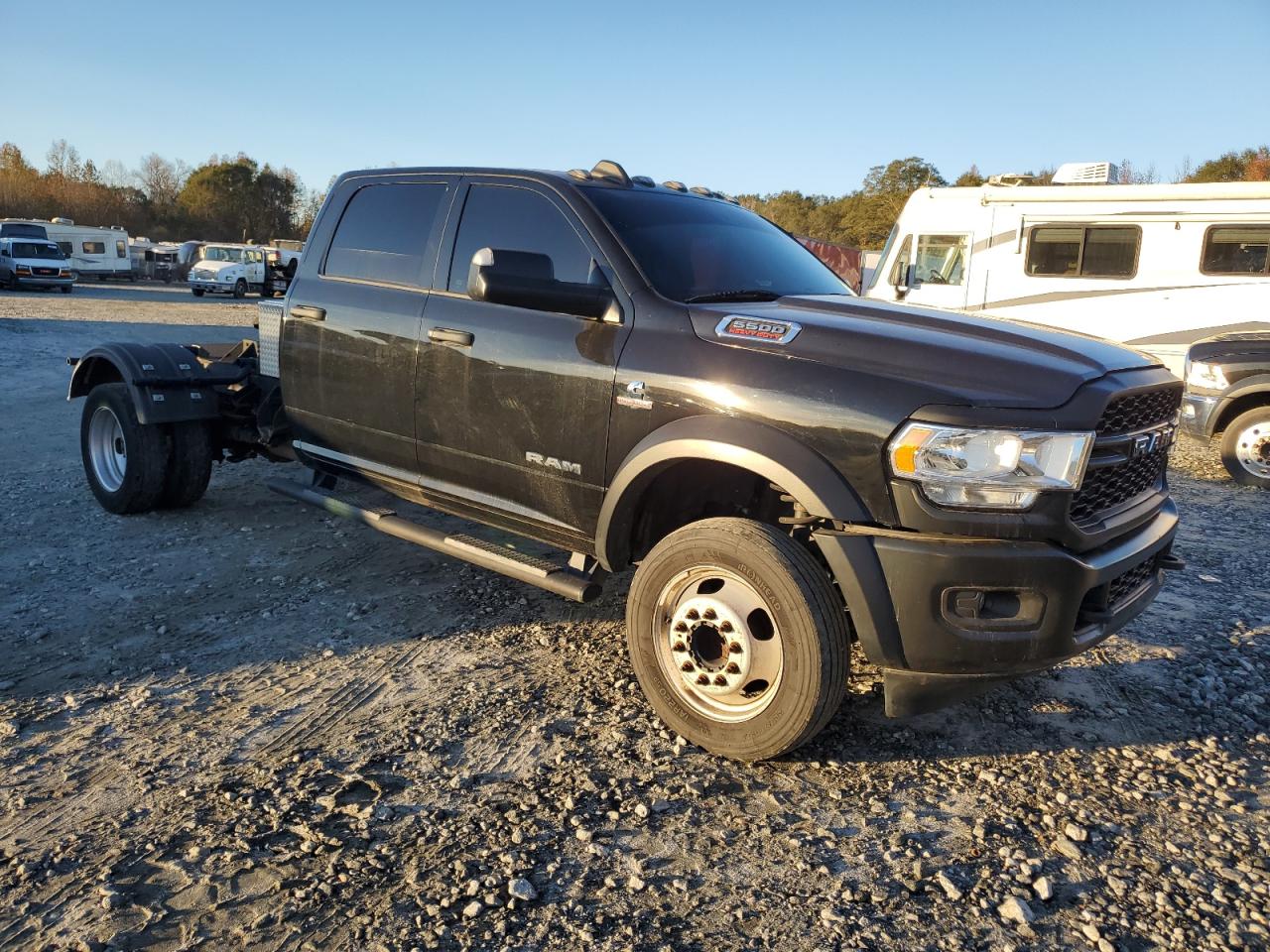 Lot #2974223351 2022 RAM 5500