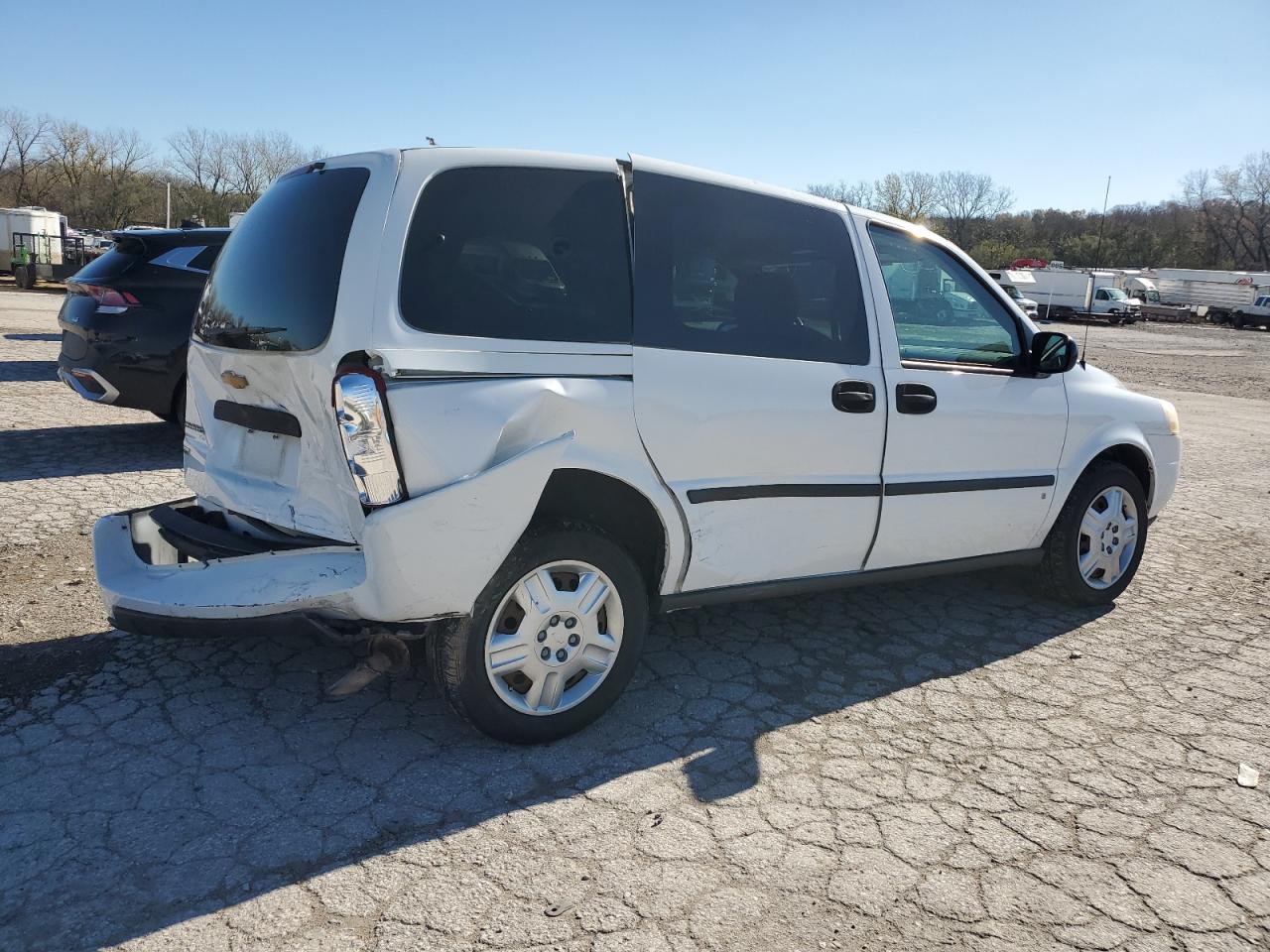 Lot #2989515915 2008 CHEVROLET UPLANDER L