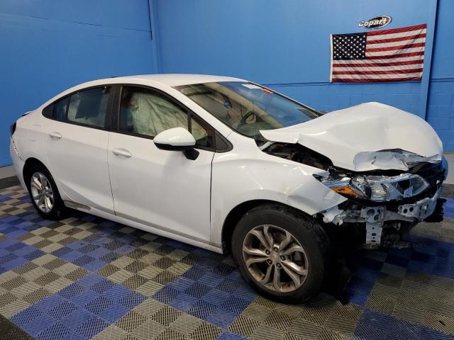 VIN 1G1BC5SM2K7135111 2019 CHEVROLET CRUZE no.4