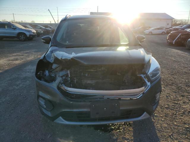 VIN 1FMCU9J99HUC95411 2017 FORD ESCAPE no.5