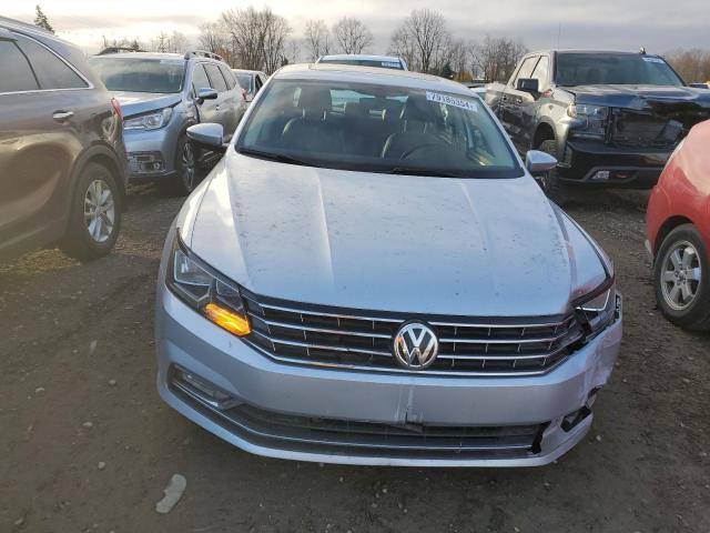 2016 VOLKSWAGEN PASSAT SE - 1VWBS7A31GC050979