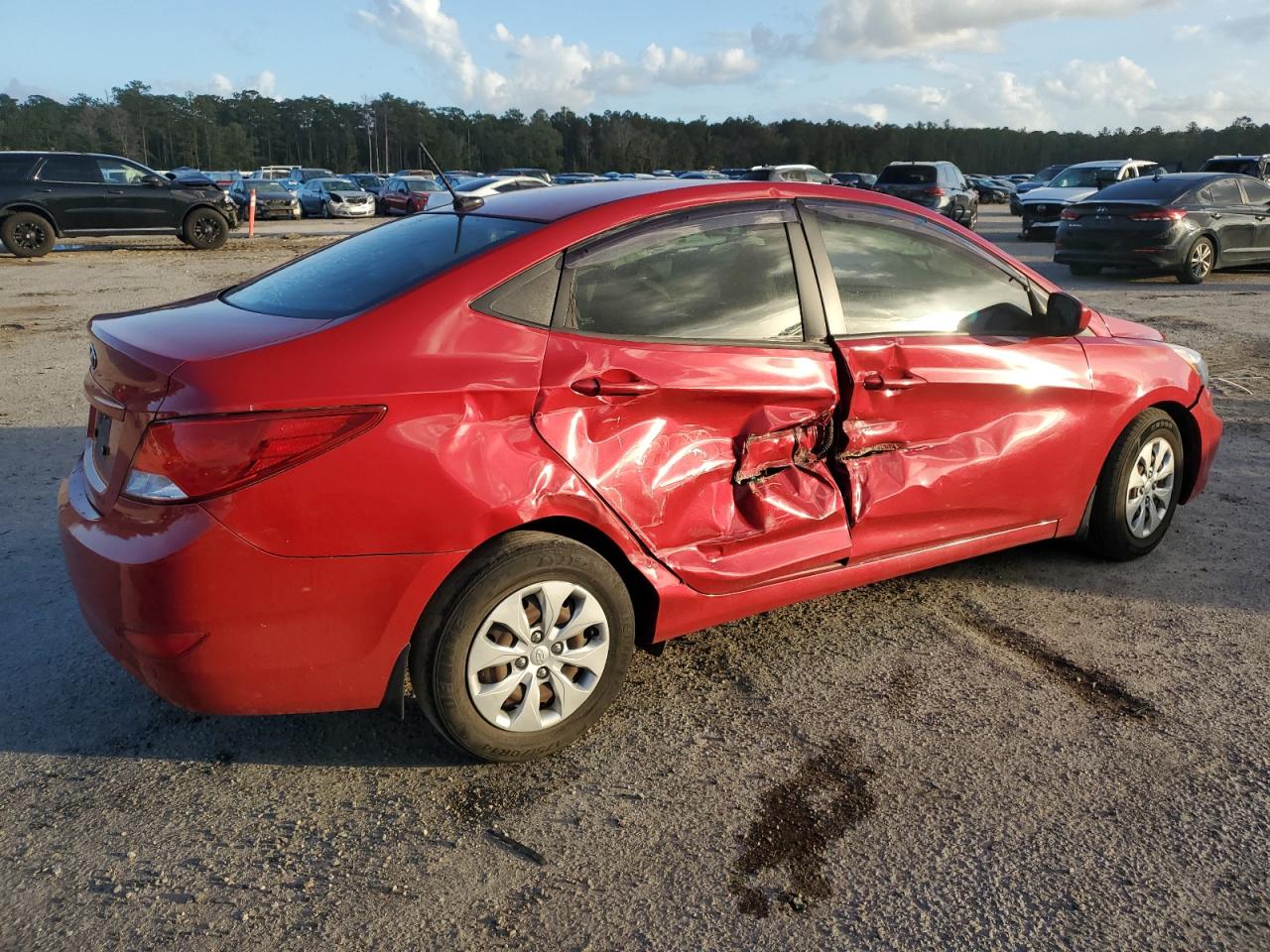 Lot #2989287631 2016 HYUNDAI ACCENT SE