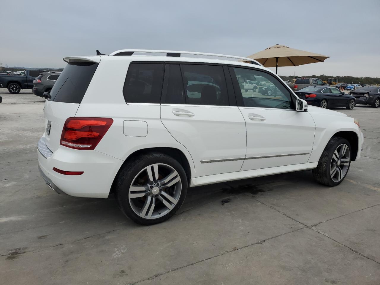 Lot #2976921653 2014 MERCEDES-BENZ GLK 350