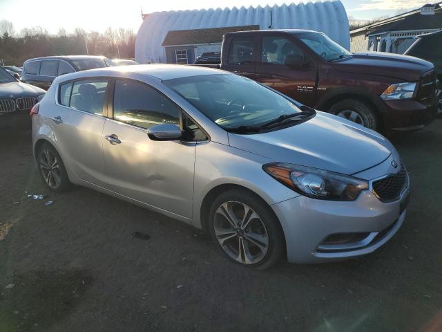 VIN KNAFX5A85G5618285 2016 KIA Forte, EX no.4