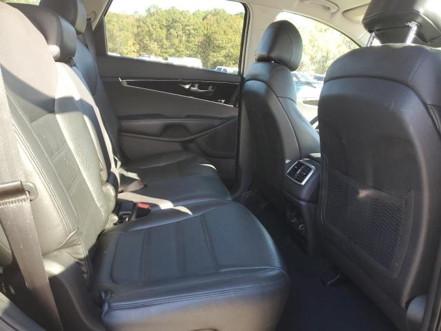 2017 KIA SORENTO LX - 5XYPG4A5XHG227617