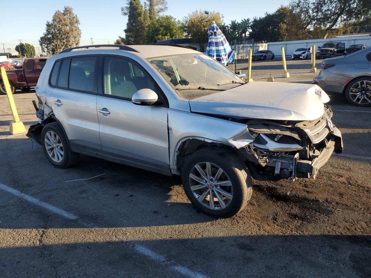 Lot #3025738326 2018 VOLKSWAGEN TIGUAN LIM