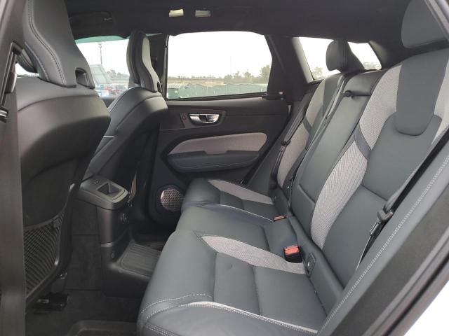 2022 VOLVO XC60 T8 RE YV4H60DM5N1032035