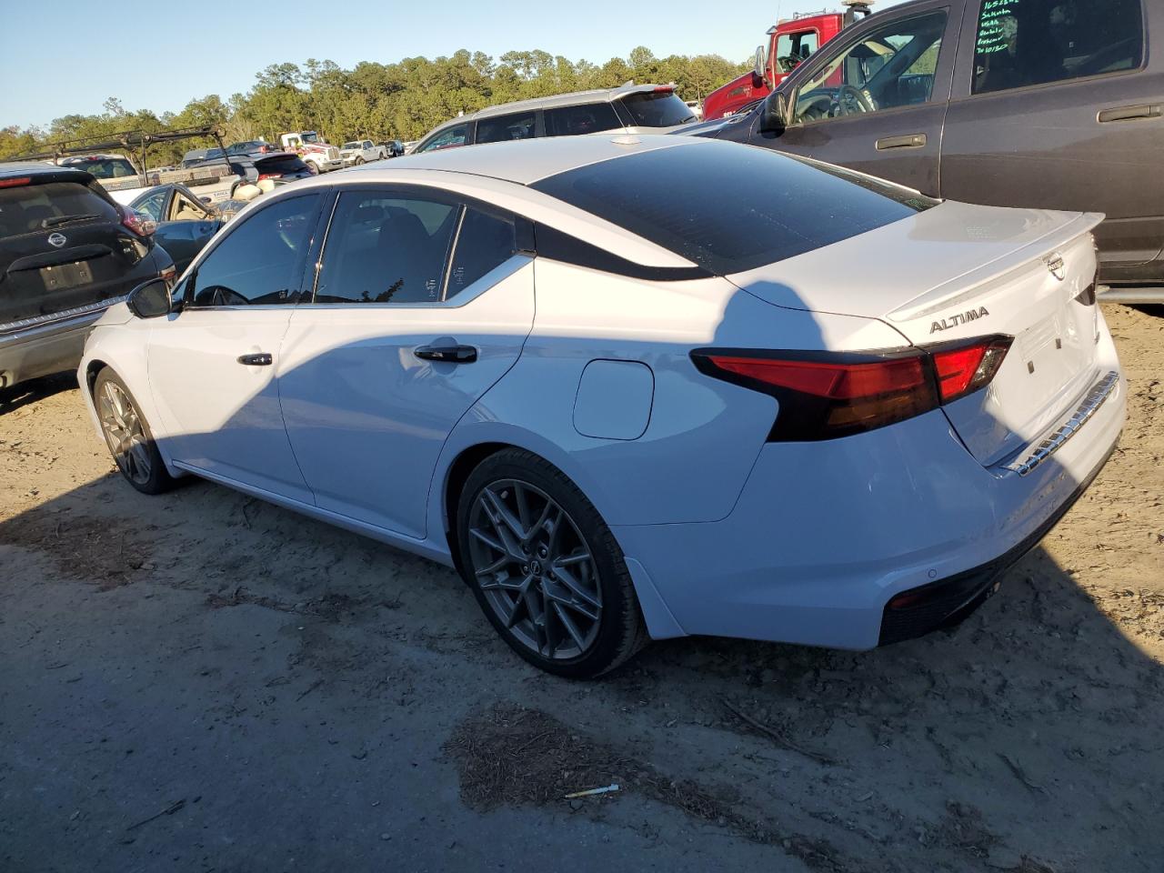 Lot #3025782333 2023 NISSAN ALTIMA SR