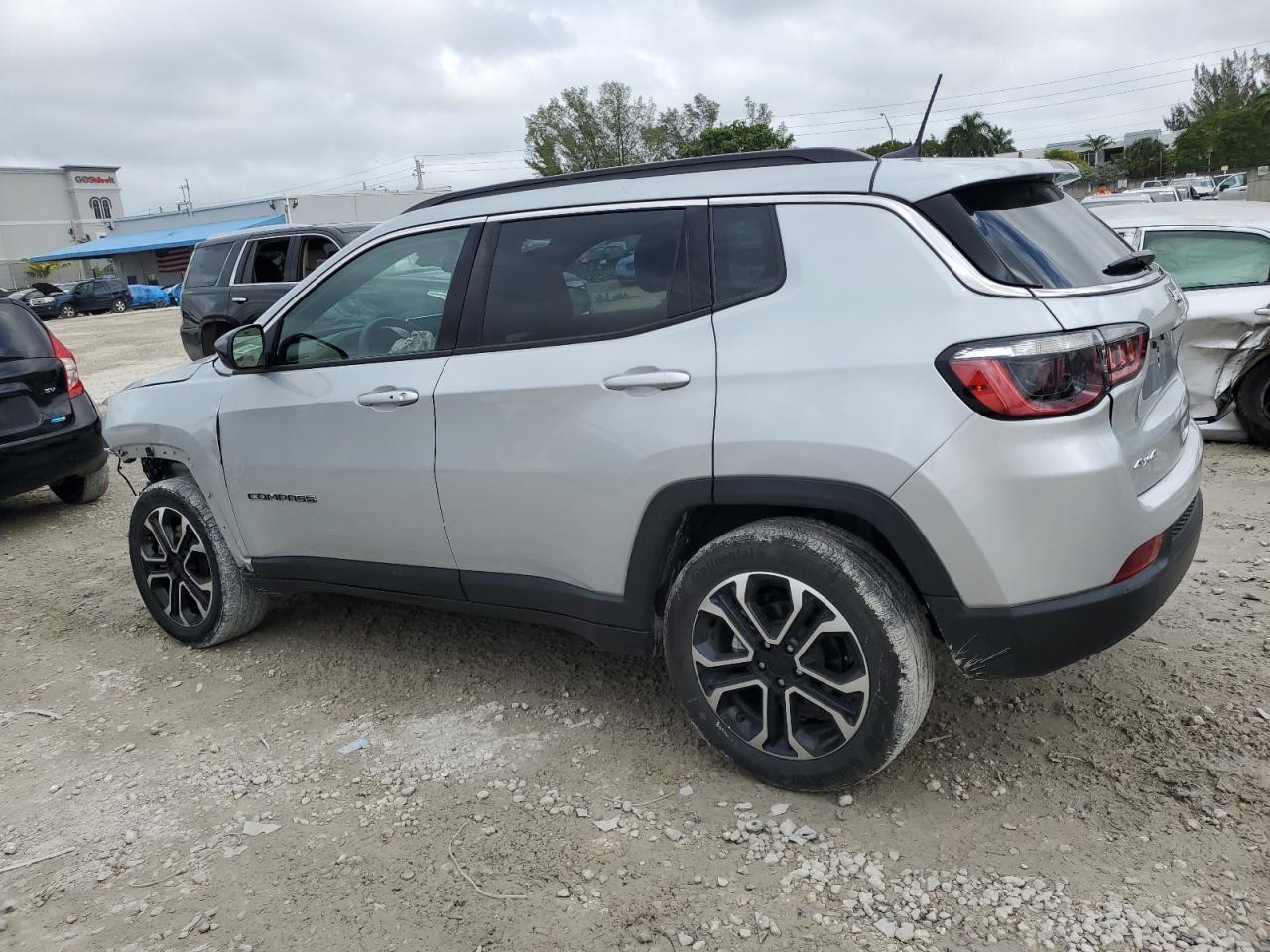 Lot #2959880286 2024 JEEP COMPASS LA