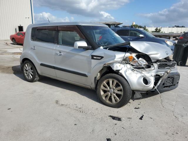 VIN KNDJT2A57D7767178 2013 KIA SOUL no.4