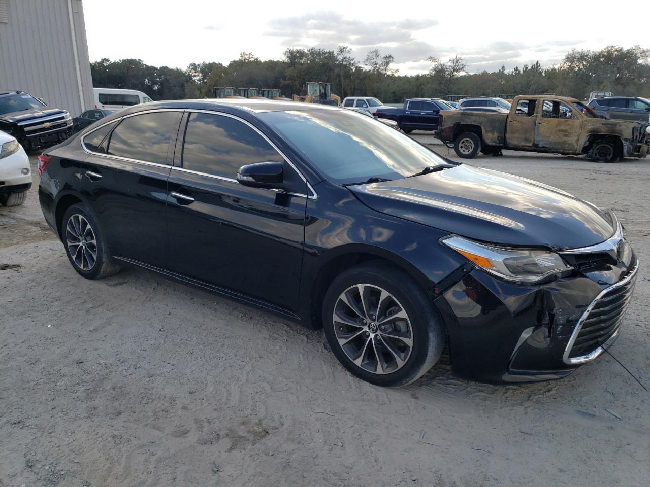 Lot #3033356822 2018 TOYOTA AVALON XLE