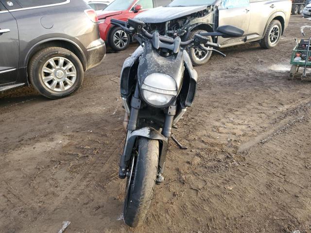2013 DUCATI DIAVEL ZDM13BLW8DB014363