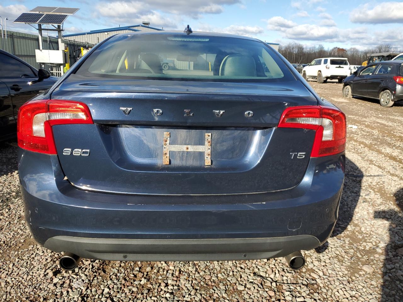 Lot #2978922685 2012 VOLVO S60 T5