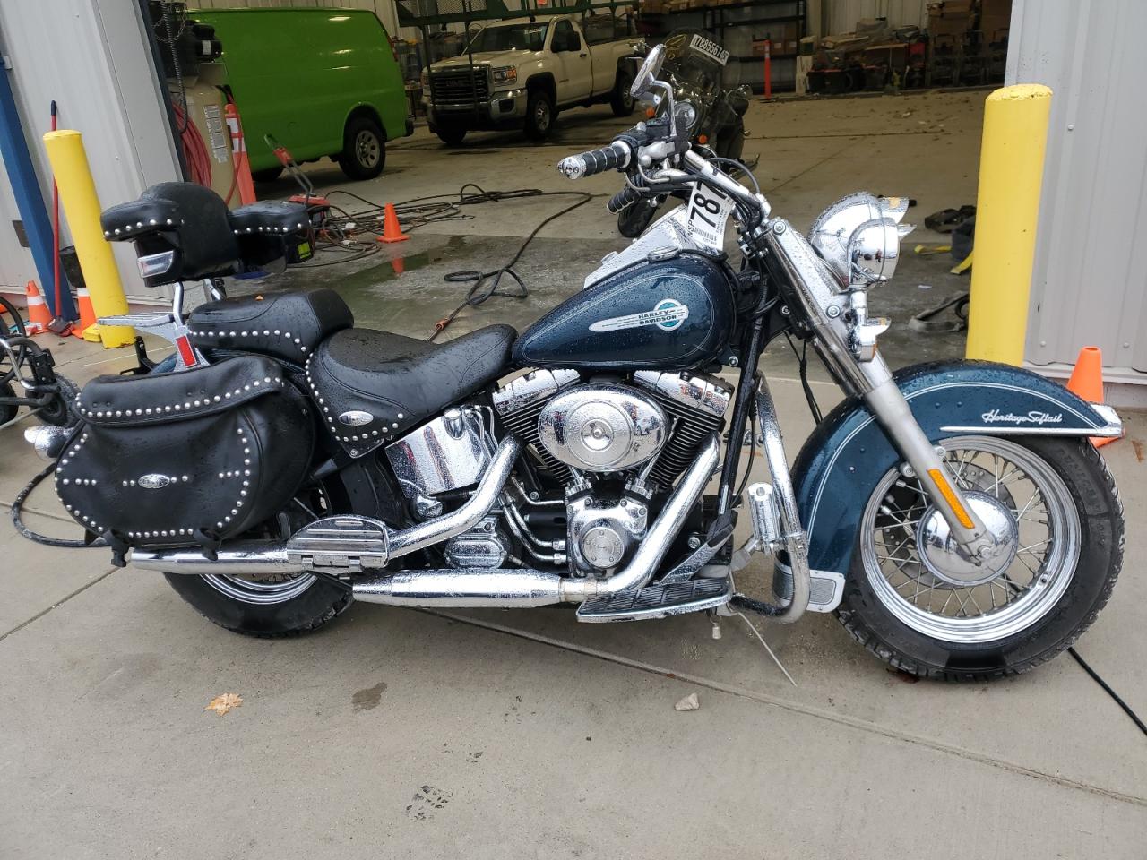  Salvage Harley-Davidson Fl