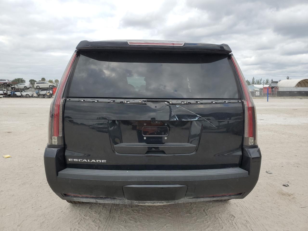 Lot #2996606547 2018 CADILLAC ESCALADE L