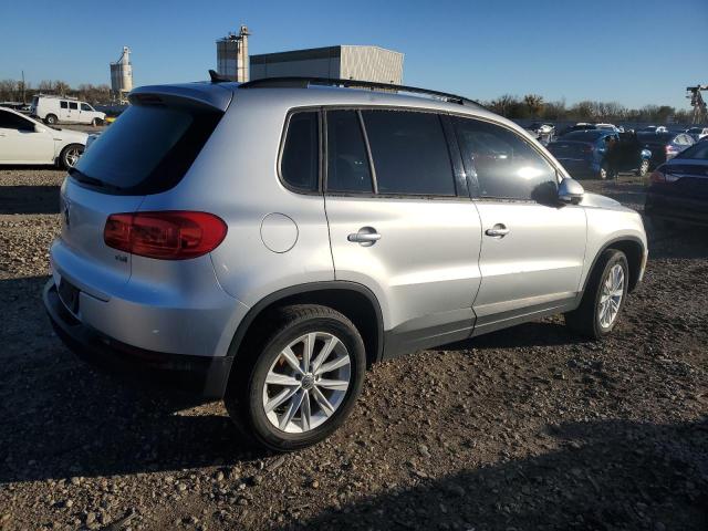 VOLKSWAGEN TIGUAN LIM 2018 silver  gas WVGAV7AX2JK004613 photo #4