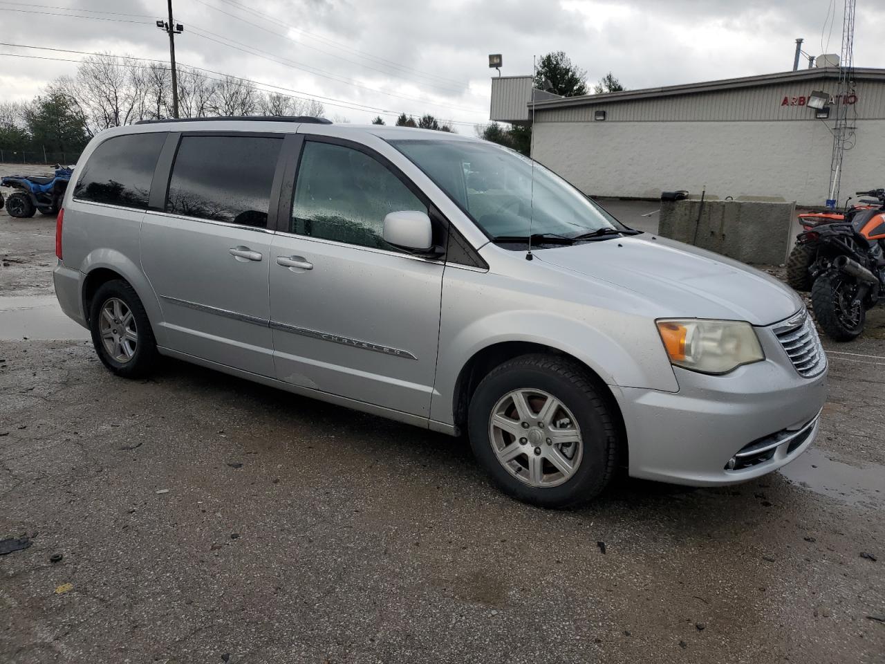 Lot #2989010549 2011 CHRYSLER TOWN & COU