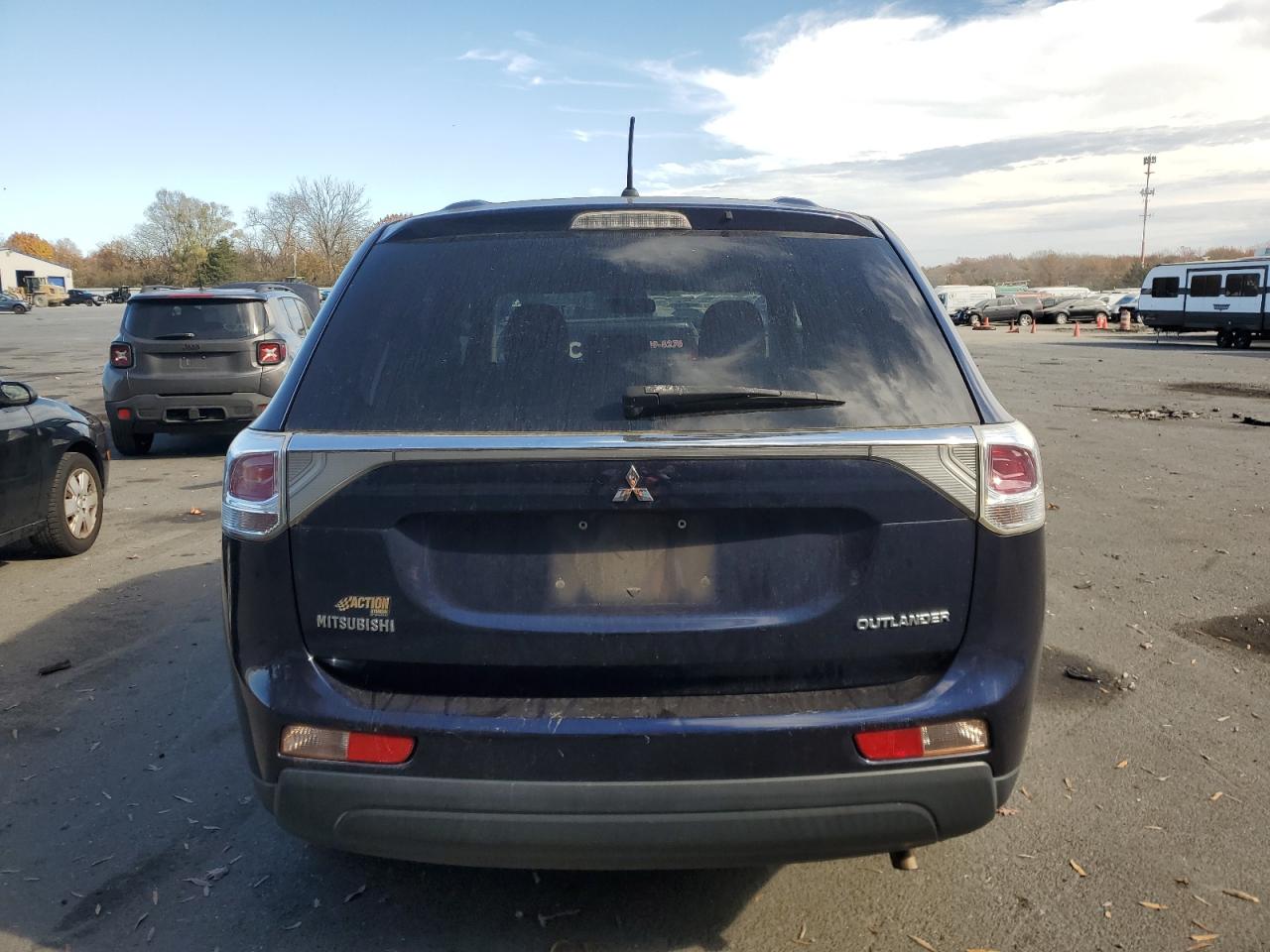 Lot #2955246633 2014 MITSUBISHI OUTLANDER