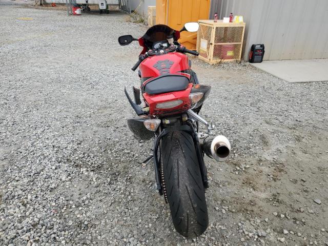 2006 SUZUKI GSX-R1000 - JS1GT76A762105589