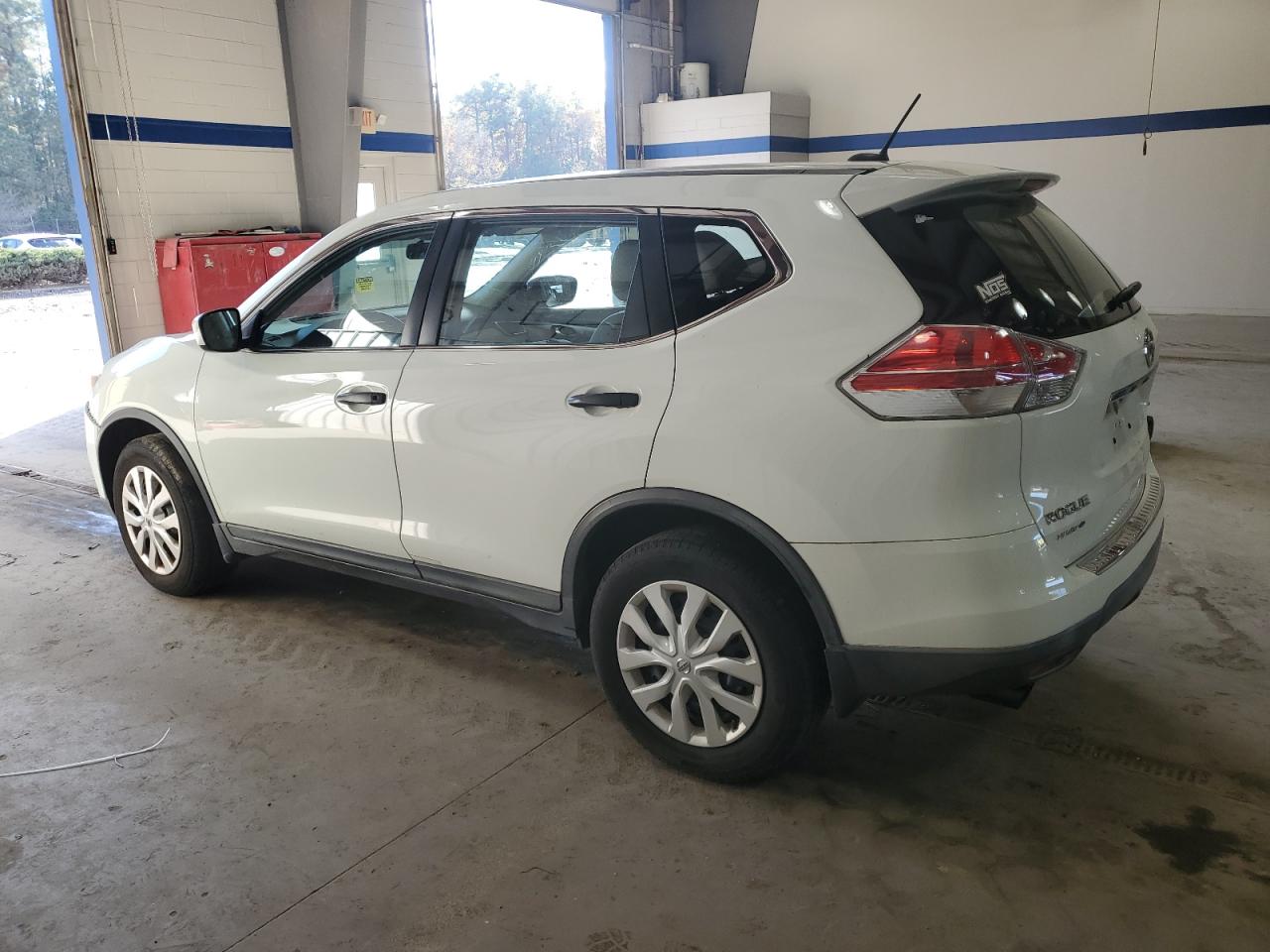 Lot #3034373082 2016 NISSAN ROGUE S