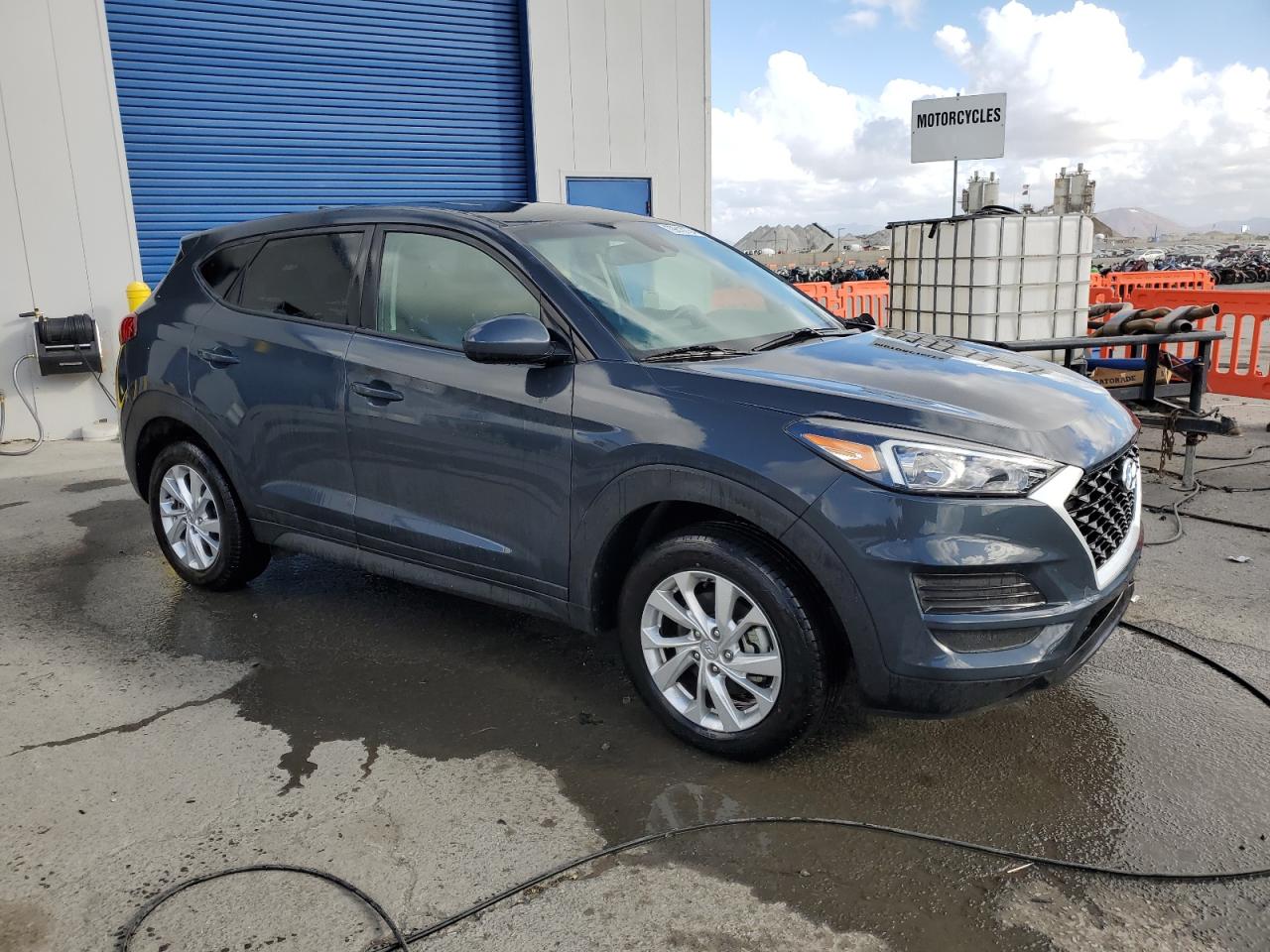 Lot #3028307792 2019 HYUNDAI TUCSON SE