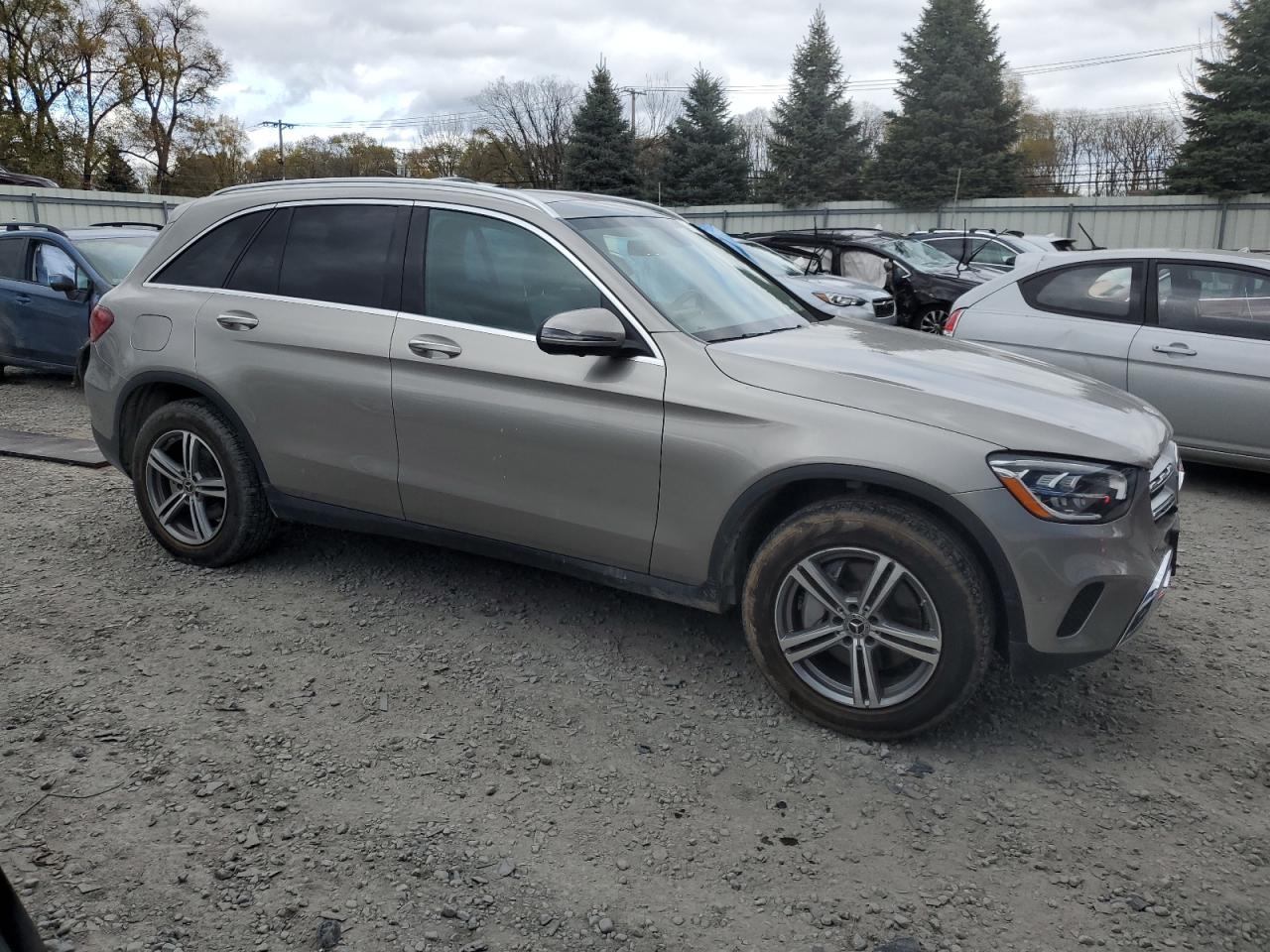 Lot #2989217732 2021 MERCEDES-BENZ GLC 300 4M